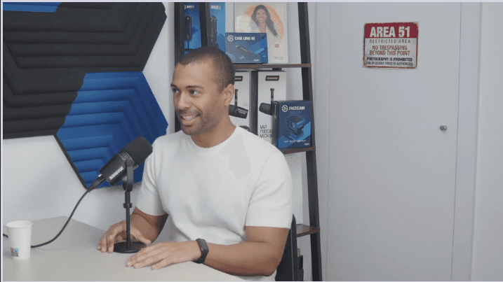 La Inteligencia Artificial crea puestos de trabajo, no los destruye.