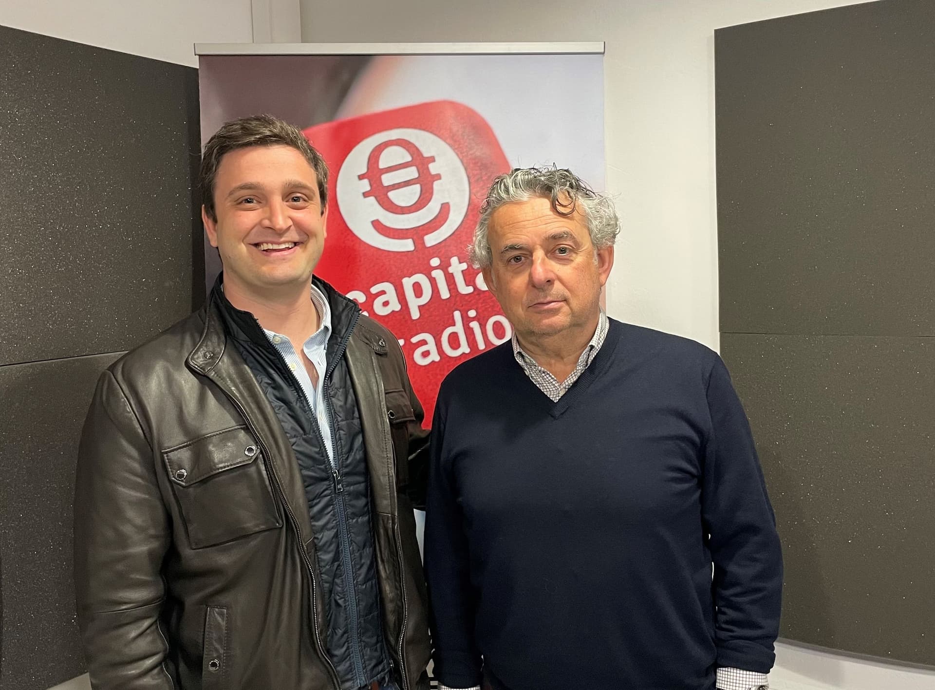 Juan García con el periodista Paco Lloret